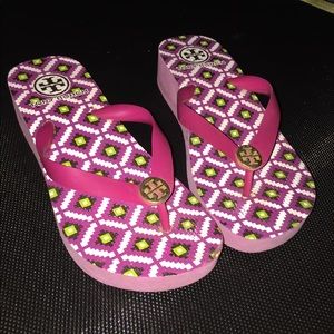 Tory Burch Wedge flip flops sandals sz 6